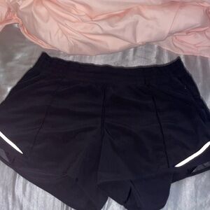Lululemon Hotty Hot High-Rise Lined Short 4”